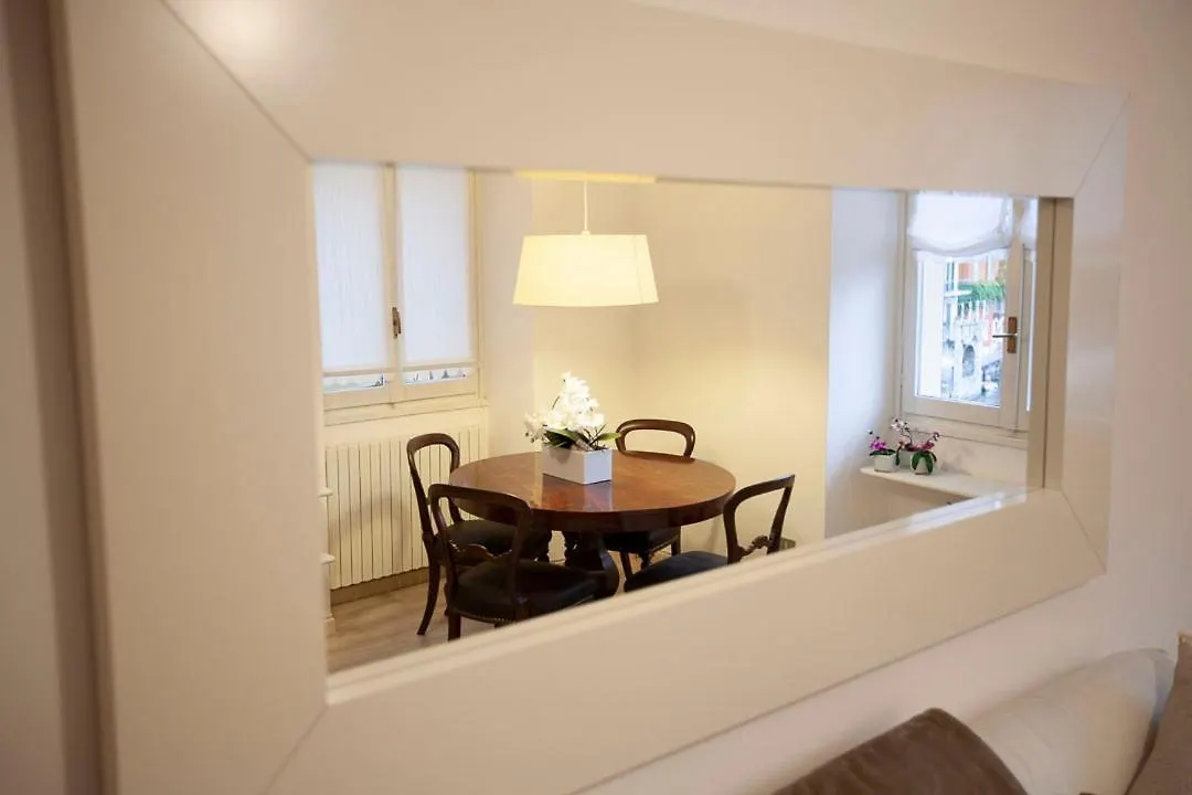 Divina Vita Apartments Varenna 0*,