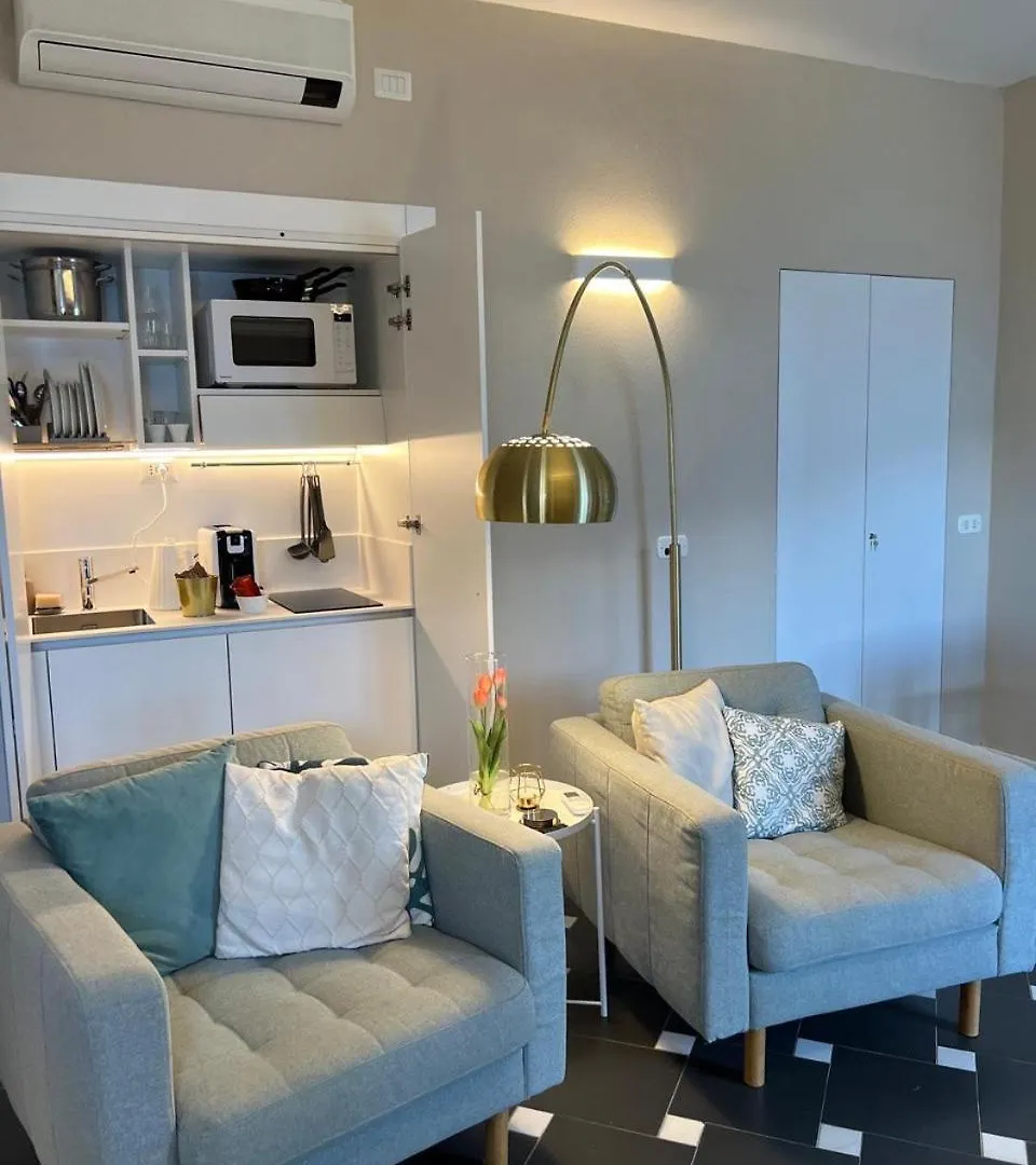 Divina Vita Apartments Varenna